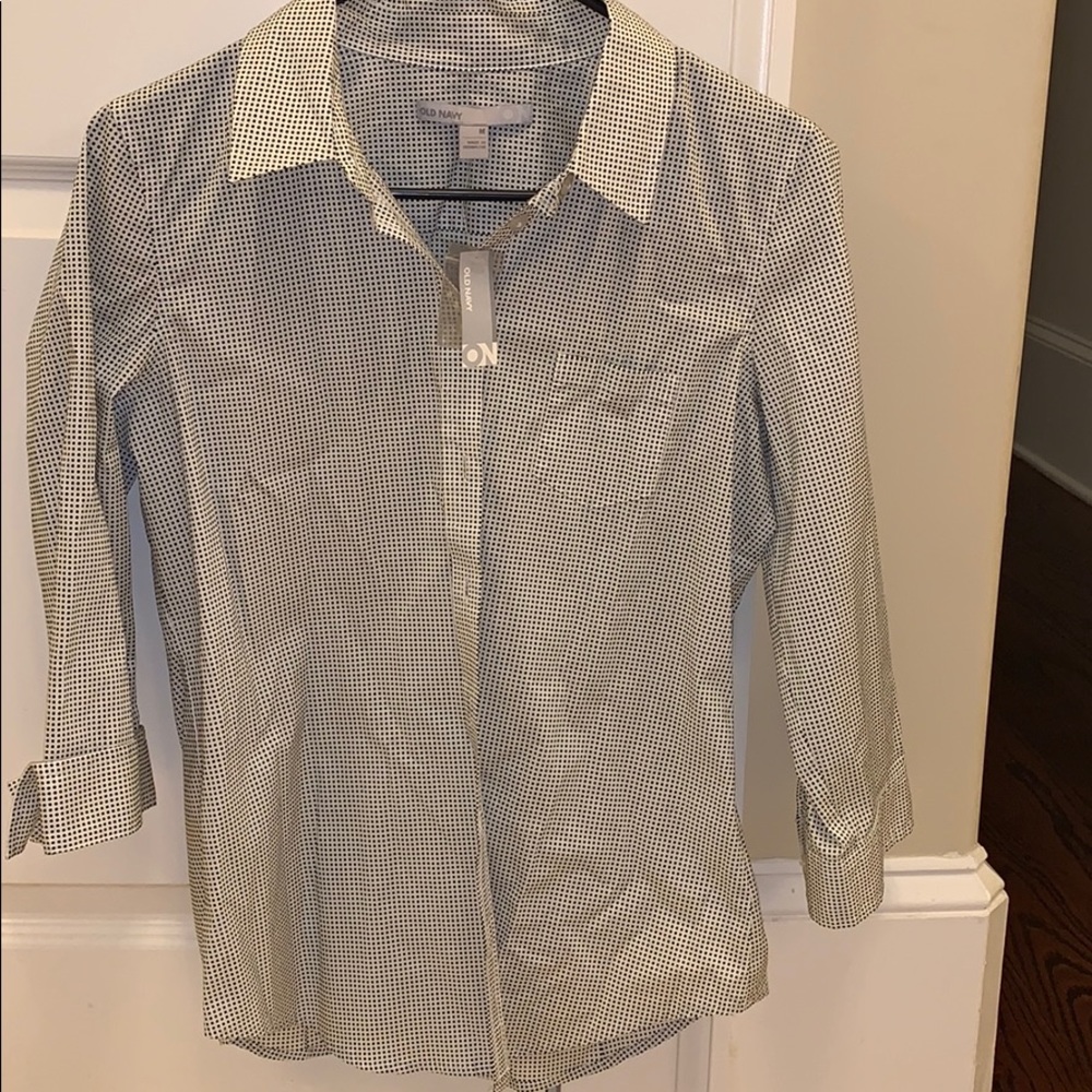 Old navy button down shirt